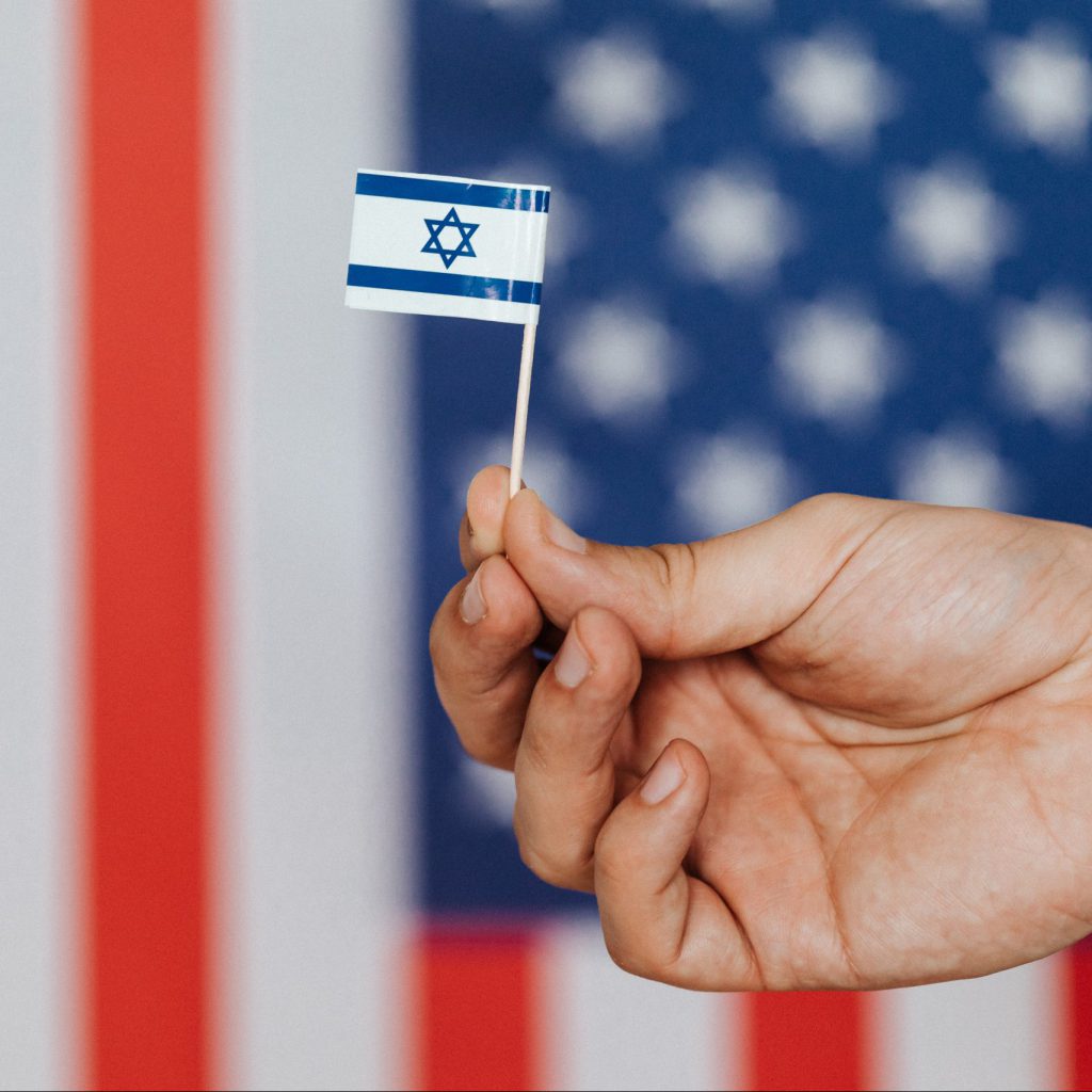 israel and USA flags